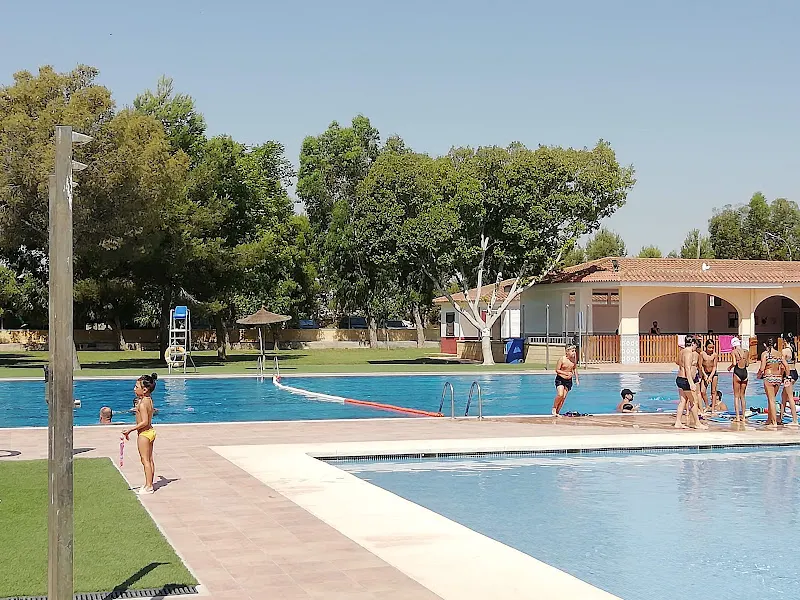 POLIDEPORTIVO LA PALMERA