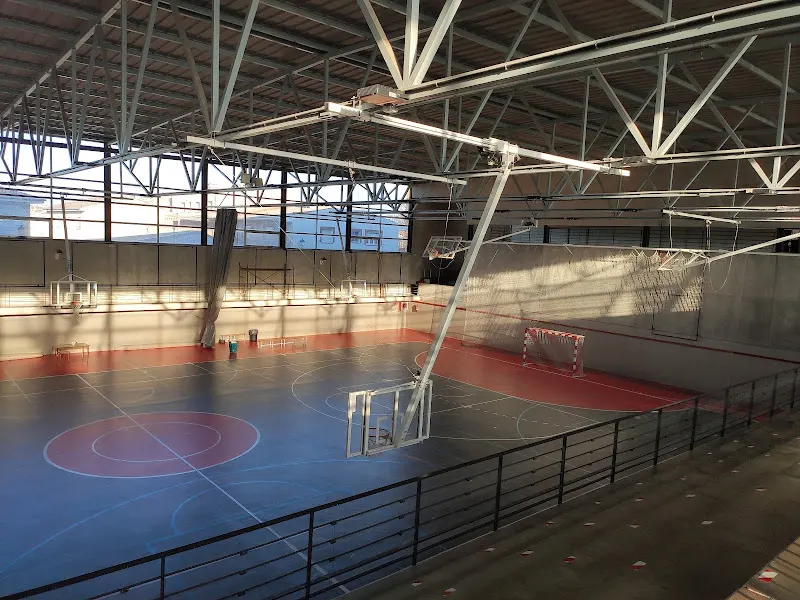 Polideportivo Municipal Mariano Díaz - Polideportivo en Villarejo de Salvanes - foto 2