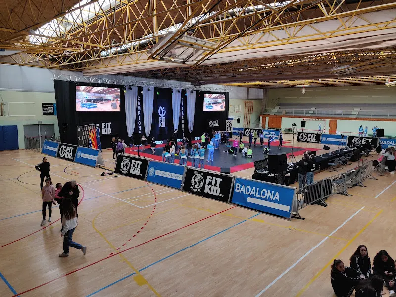 Polideportivo Municipal Llefià - Polideportivo en Badalona - foto 2