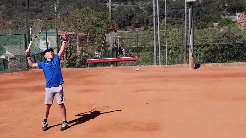 Club Tennis Castellar Del Vallès - Club de tenis en Castellar del Valles - foto 2