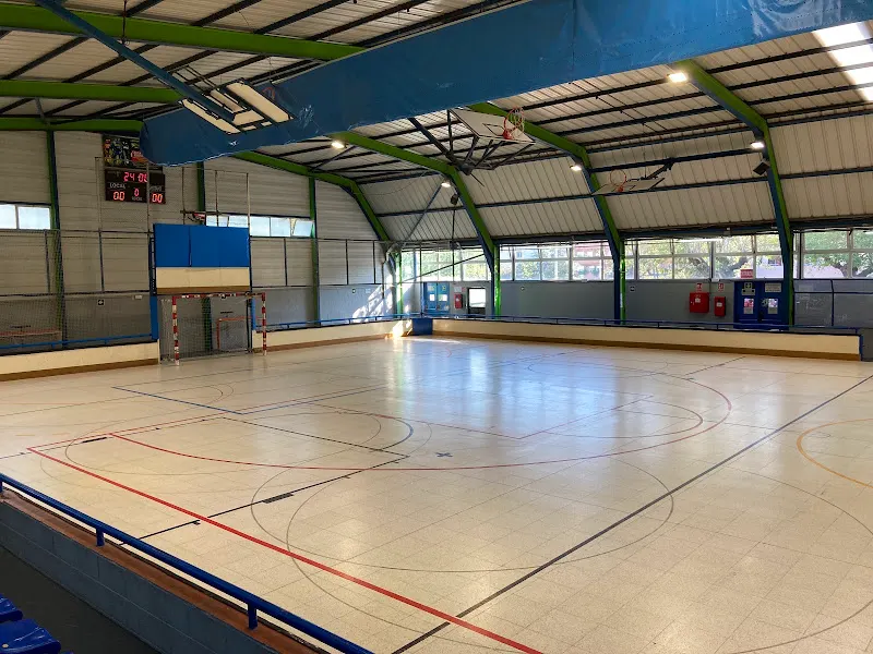 Pabellón Municipal de Deportes Joan Creus - Polideportivo en Ripollet - foto 2