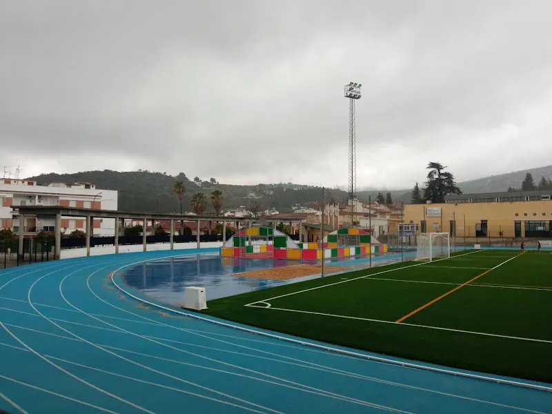Ciudad Deportiva "María Dolores Jiménez Guardeño" - Cabra