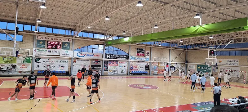 Pabellón Polideportivo “ÁNGEL LANCHO”. - Centro deportivo en Quintanar del Rey - foto 2