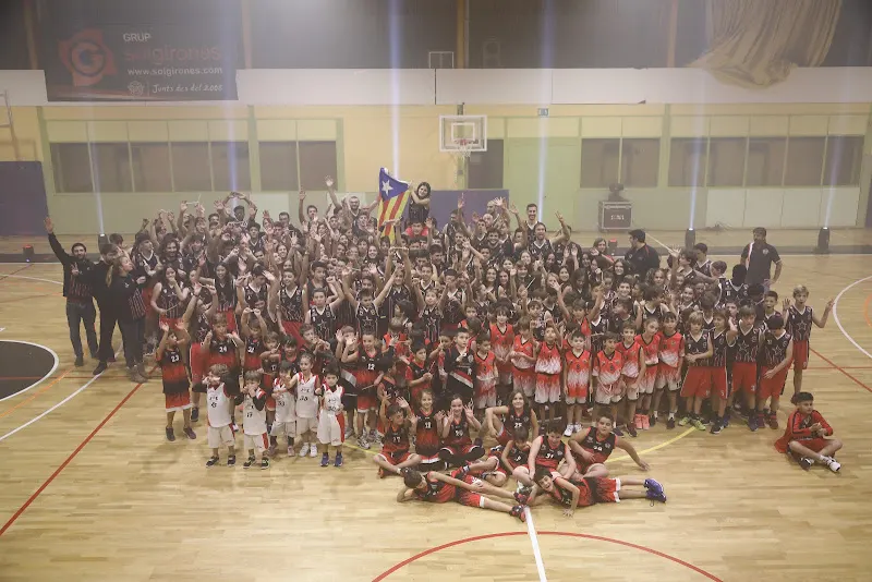 Pabellón Municipal de Deportes - Polideportivo en Bisbal dEmporda (La) - foto 2
