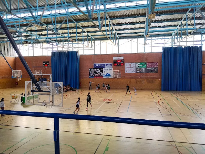 Pabellón municipal de deportes de Salt - Polideportivo en Salt - foto 2