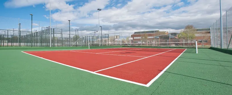 Complejo Deportivo 'Llanos Manrique' - Centro deportivo en Marchamalo - foto 2