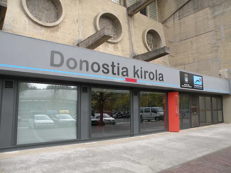 Donostia Kirola - Polideportivo en Donostia-San Sebastian - foto 2
