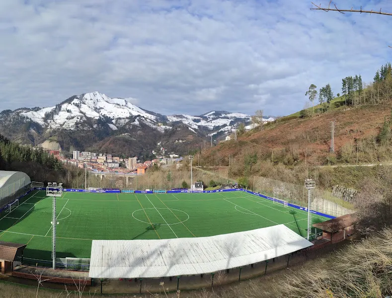 Unbe Kiroldegia - Polideportivo