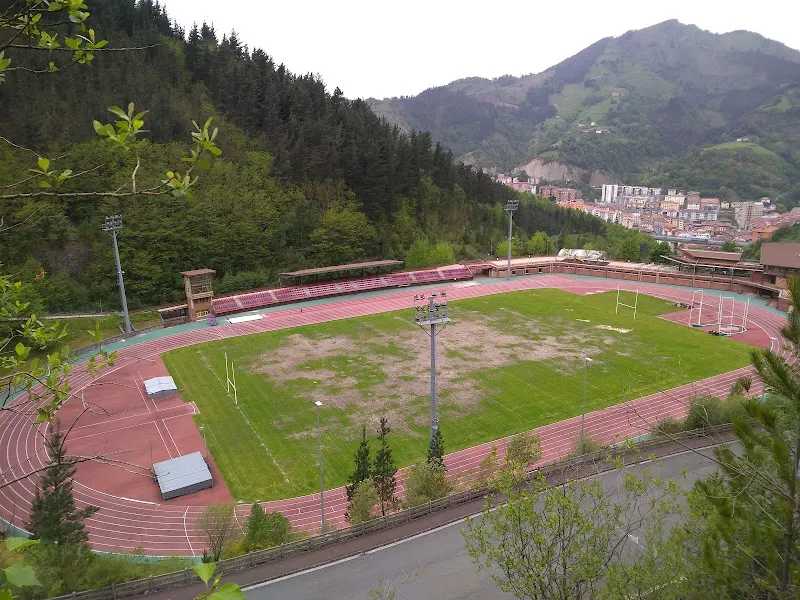 Unbe Kiroldegia - Polideportivo - Polideportivo en Eibar - foto 2