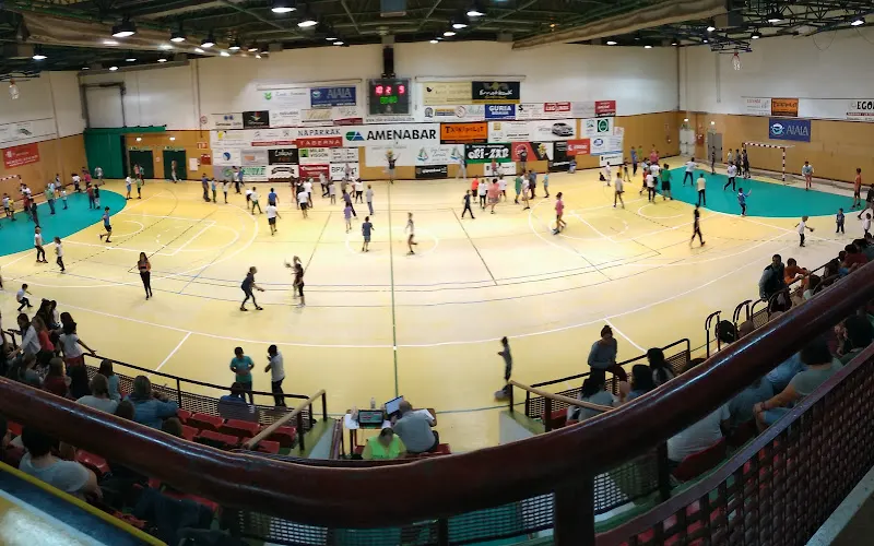 Aritzbatalde Udal Kiroldegia - Polideportivo municipal - Polideportivo en Zarautz - foto 2