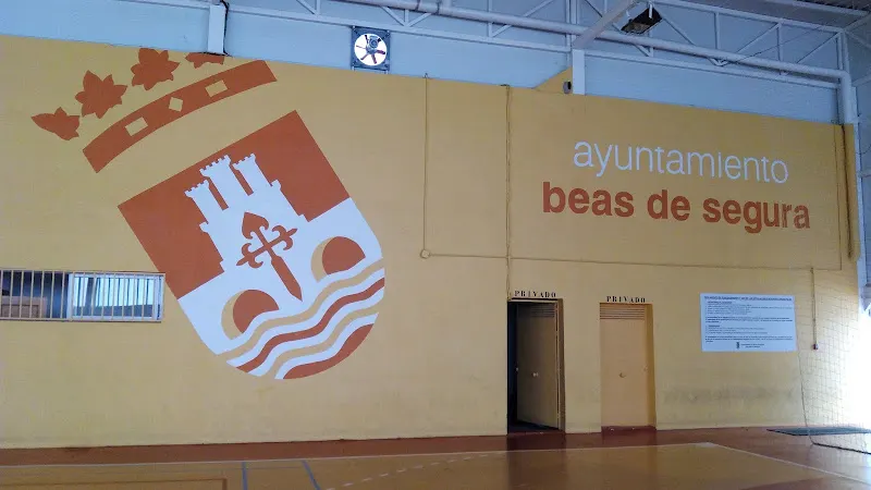 Polideportivo Municipal - Polideportivo en Beas de Segura - foto 3
