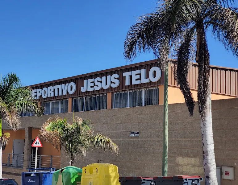 Polideportivo Jesús Telo - Polideportivo en Palmas de Gran Canaria (Las) - foto 2