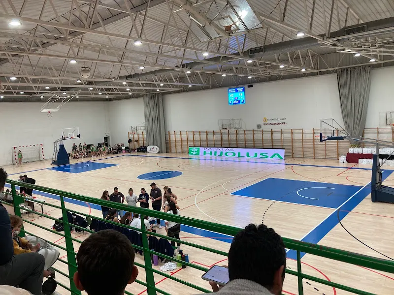 Pabellón San Esteban - Polideportivo en León - foto 2