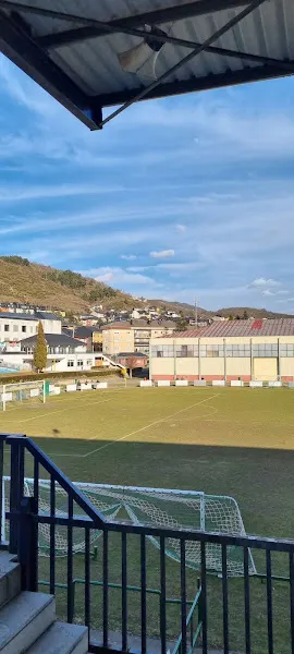 Polideportivo Municipal de Villablino - Polideportivo en Villablino - foto 2