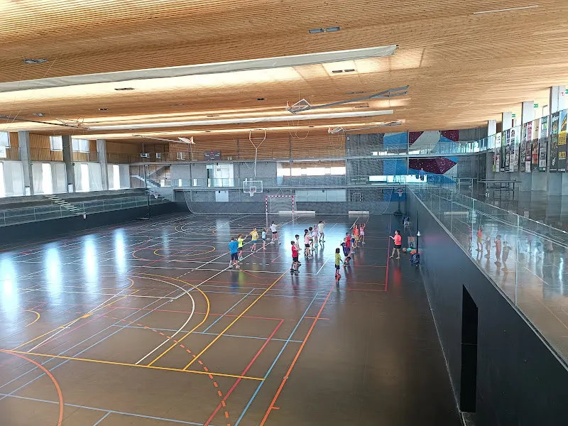Pabellón Municipal Juanjo Garra - Polideportivo en Lleida - foto 2