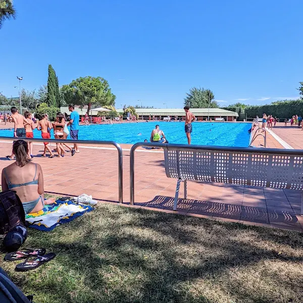 Centro Deportivo Municipal Hortaleza - Polideportivo en Madrid - foto 2