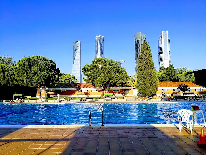 Polideportivo Vicente del Bosque - Polideportivo en Madrid - foto 3