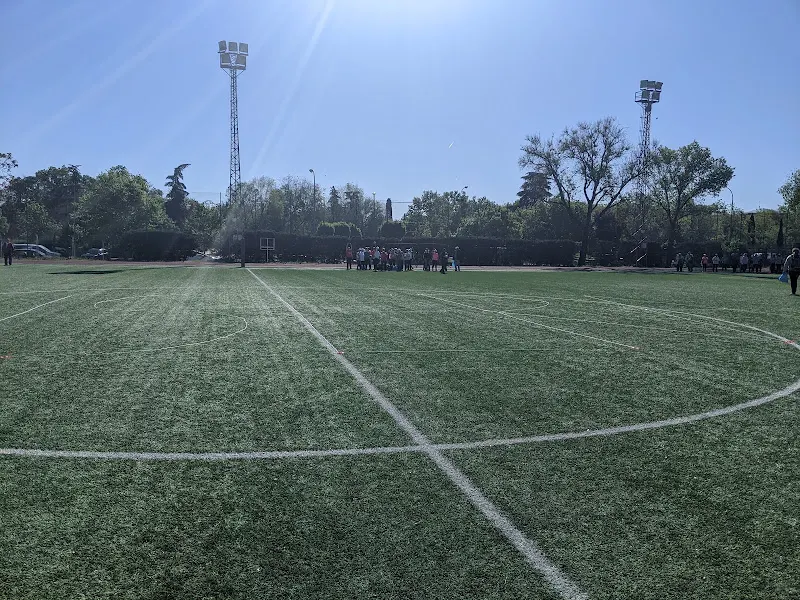 Polideportivo municipal de Orcasitas - Centro deportivo en Madrid - foto 3
