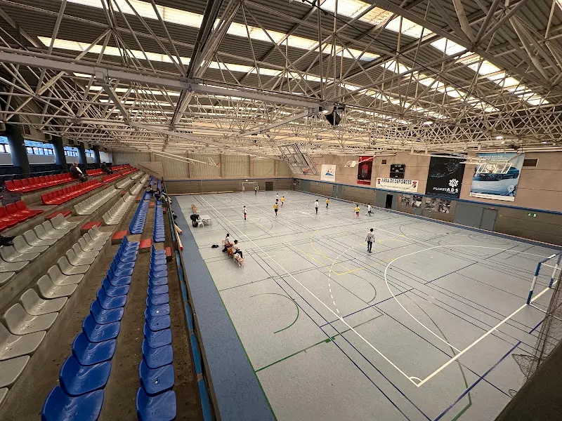 El Zaburdón - Polideportivo en San Lorenzo de El Escorial - foto 2