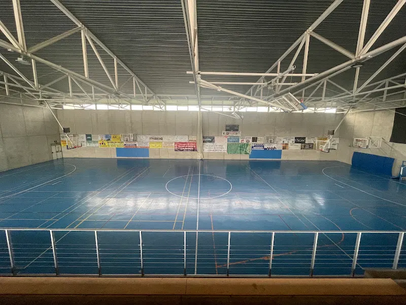 PABELLÓN MUNICIPAL DE SOTO DEL REAL - Polideportivo en Soto del Real - foto 2