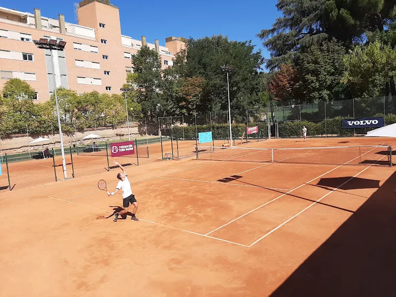 Club Alameda - Club de tenis en Madrid - foto 2