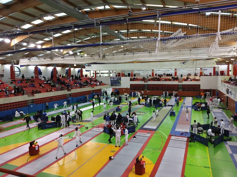 Polideportivo de La Luz - Polideportivo en Tres Cantos - foto 3
