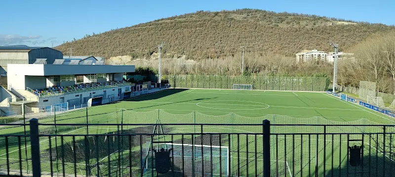 Club Deportivo Huarte - Club deportivo en Huarte/Uharte - foto 2