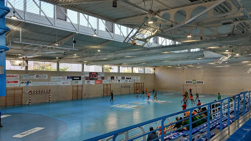 Polideportivo Hermanos INDURAIN - Polideportivo en Villava/Atarrabia - foto 2