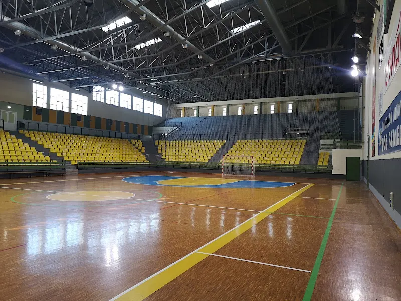 Pavillón dos Remedios - Polideportivo en Ourense - foto 2