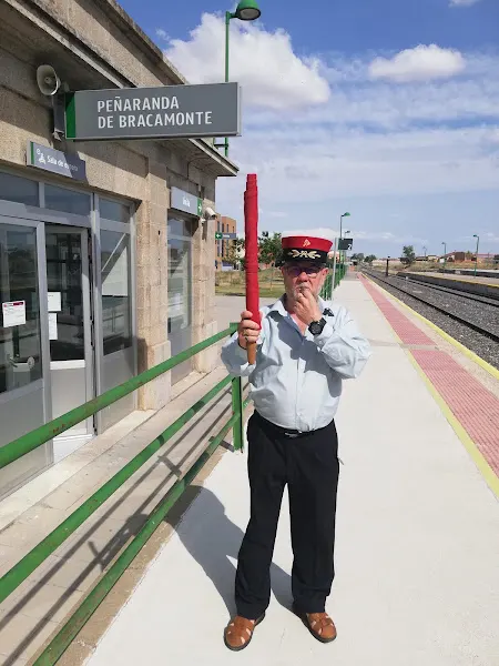 Pabellón municipal Miguel Ángel Jiménez Barcala en Penaranda de Bracamonte