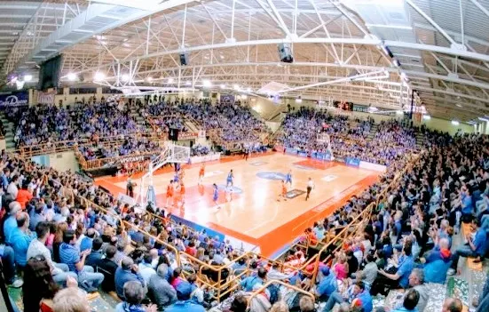 Pabellón Municipal de Würzburg - Polideportivo en Salamanca - foto 3