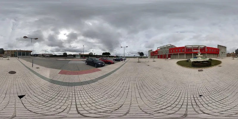 Centro de ocio y deporte Villares de la Reina - Villares de la Reina