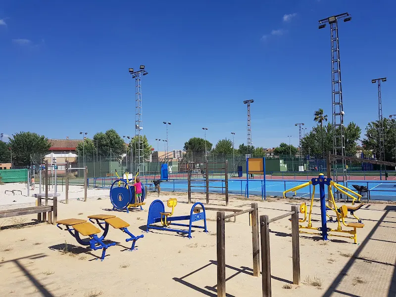 Polideportivo Municipal Gines - Polideportivo en Gines - foto 3