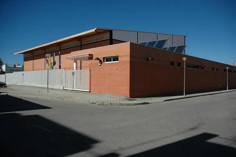 Complejo deportivo Jesús Navas - Polideportivo en Palacios y Villafranca (Los) - foto 2