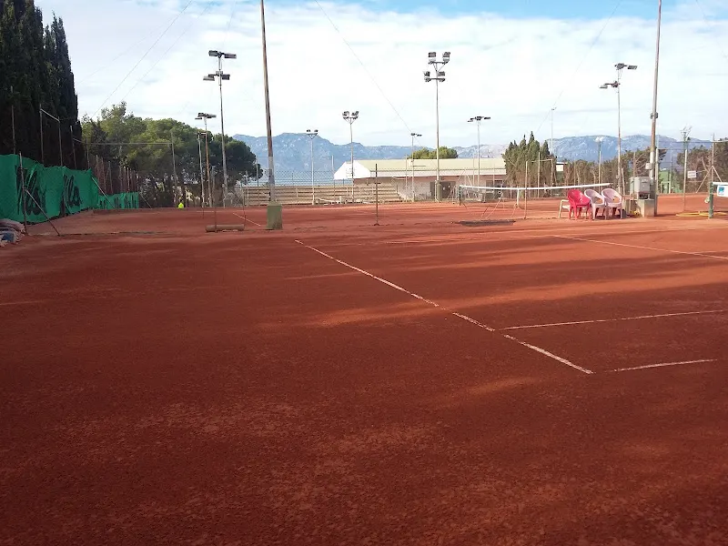 Club Tennis Tortosa - Club deportivo en Tortosa - foto 2