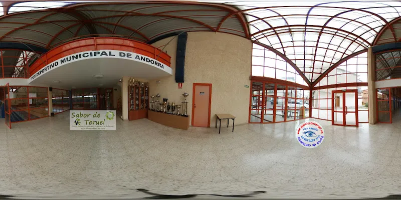 POLIDEPORTIVO MUNICIPAL DE ANDORRA. - Polideportivo en Andorra - foto 2