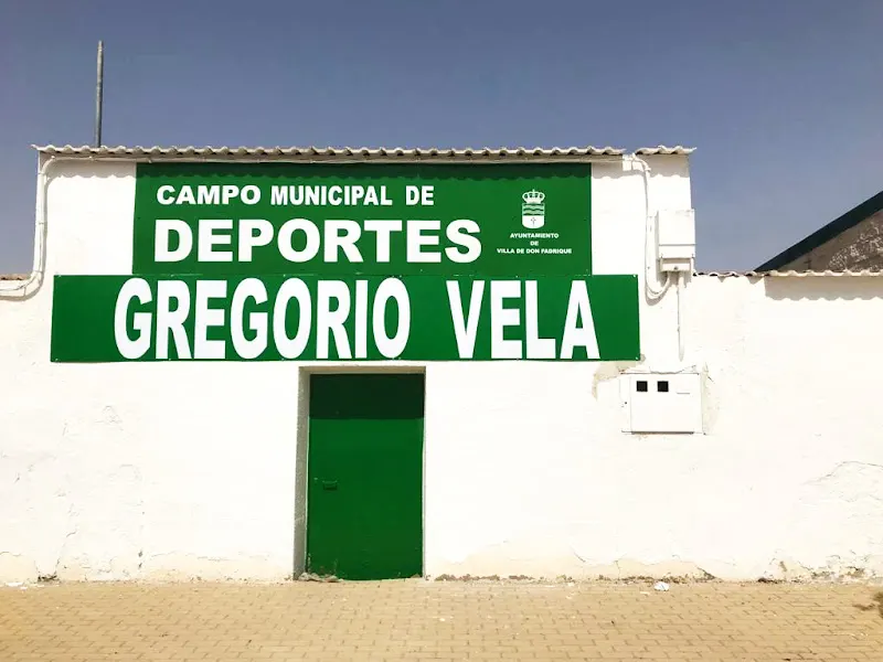 Club Deportivo Villa - Campo de fútbol en Villa de Don Fadrique (La) - foto 2