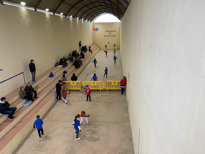 Trinquete de Bonrepos I Mirambell - Club deportivo en Bonrepos i Mirambell - foto 2
