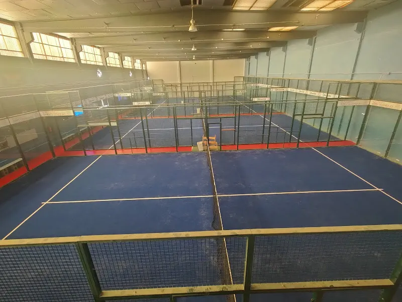 Pàdel Valencia Indoor by Ivan - Club de pádel en Paterna - foto 2