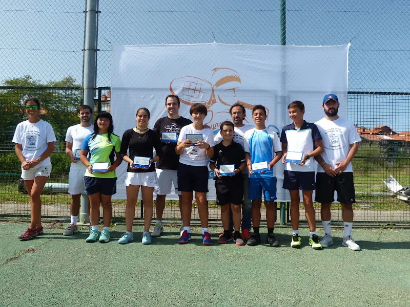 CLUB DE TENIS PLAYAS DE GETXO - Club de tenis en Getxo - foto 2