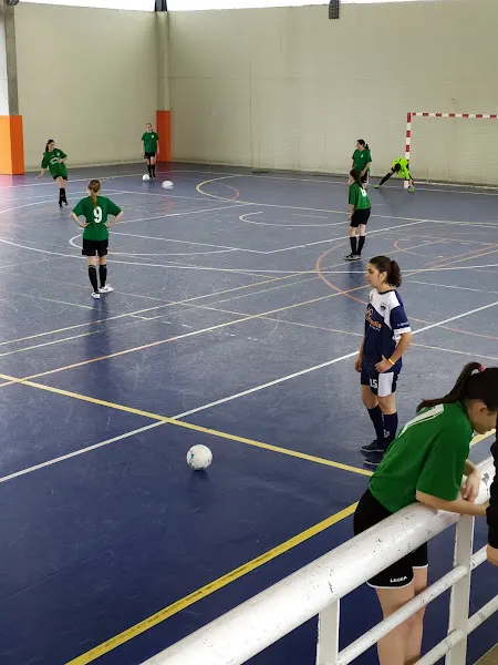 Kabiezes Kirolgunea - Polideportivo en Santurtzi - foto 2