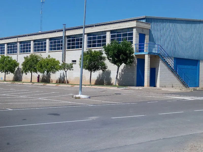Pabellón Deportivo Pinseque - Centro deportivo en Pinseque - foto 2