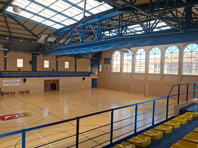 Pabellon Deportivo Municipal - Polideportivo en Zuera - foto 2