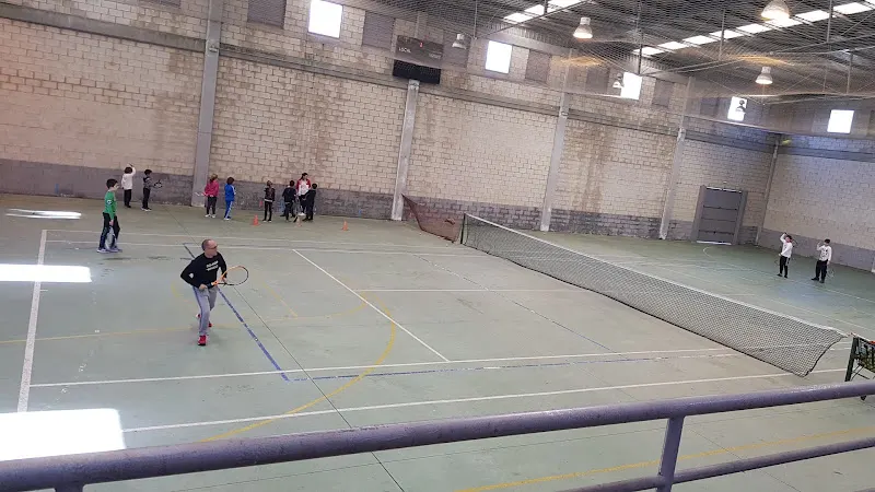 Polideportivo Puebla - Polideportivo en Pobra do Caraminal (A) - foto 2