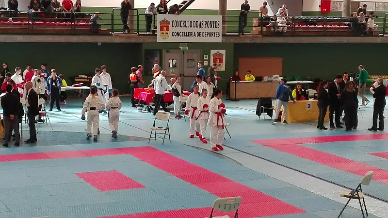 Polideportivo municipal - As Pontes de Garcia Rodriguez