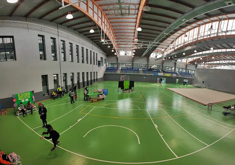 Polideportivo Amurrio Bañueta - Polideportivo en Amurrio - foto 2