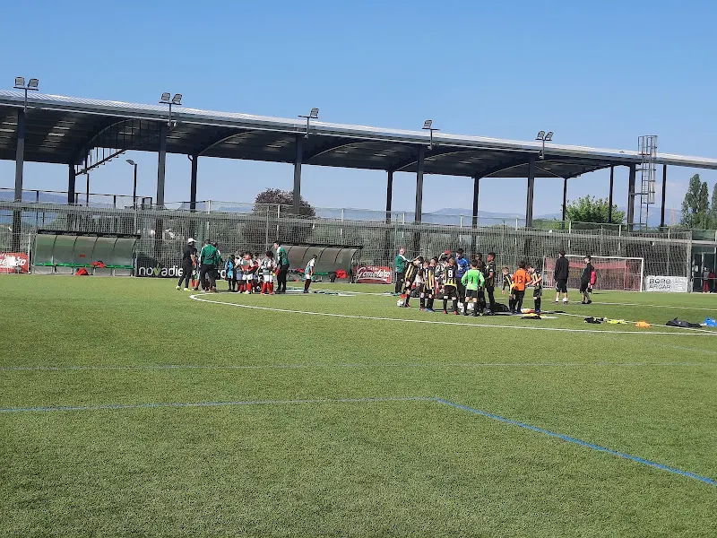 Polideportivo Lantarón en Lantaron