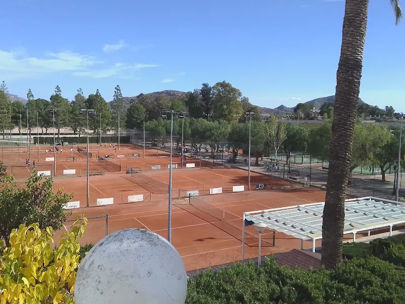 Club Tenis Monovar - Club deportivo en Monovar/Monover - foto 2