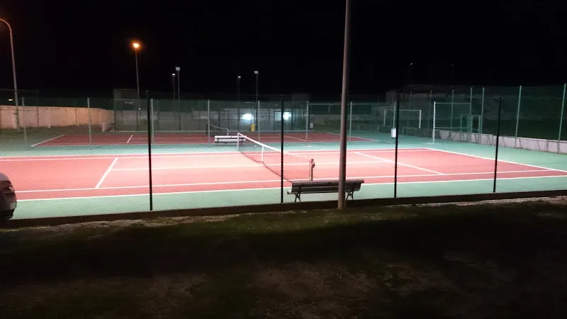 Club de Tenis-Pádel A Marosa (Pistas) - Club de tenis en Burela - foto 2