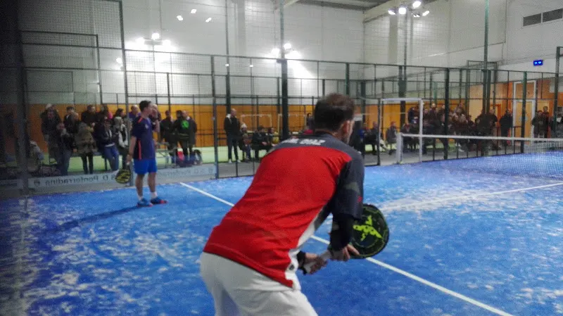 Padel Club Bierzo Slu - Club deportivo en León - foto 2